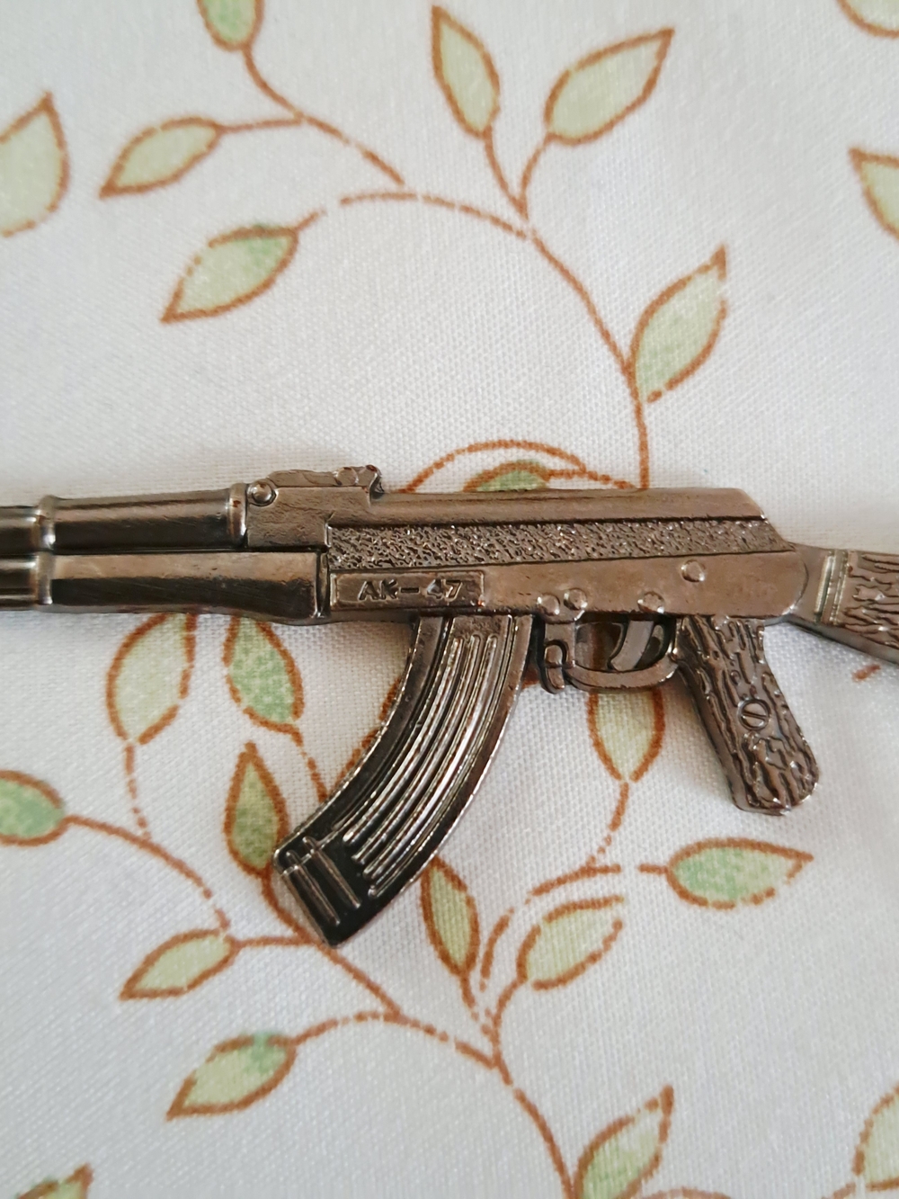 AK-47 Rifle Keychain Charm - Picture 3 of 4